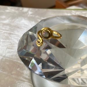 Golden gem ring
